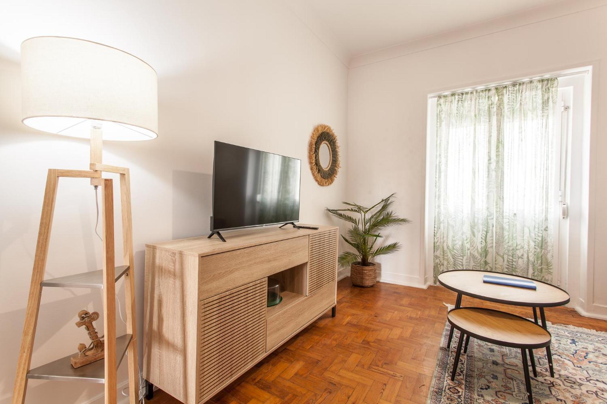 New! Beachside First Floor Costa da Caparica